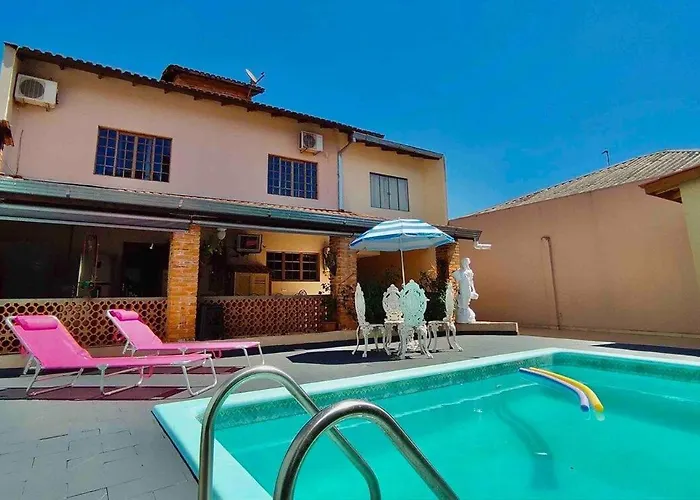 Casa Com Piscina Proximo Atrativos/ Wifi/ Garagem