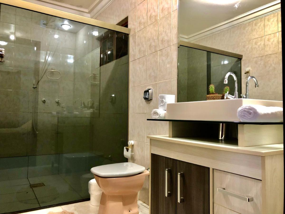 Casa Com Piscina Proximo Atrativos/ Wifi/ Garagem Holiday home *